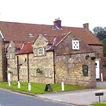 Konukevi Burnley House *