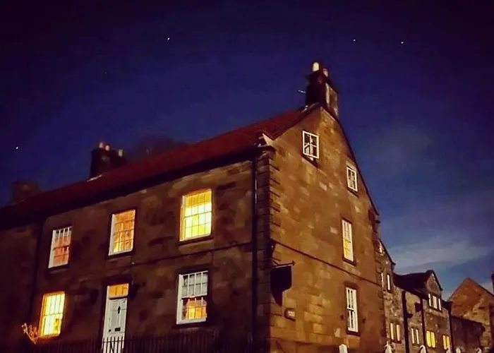 Burnley House Guest house